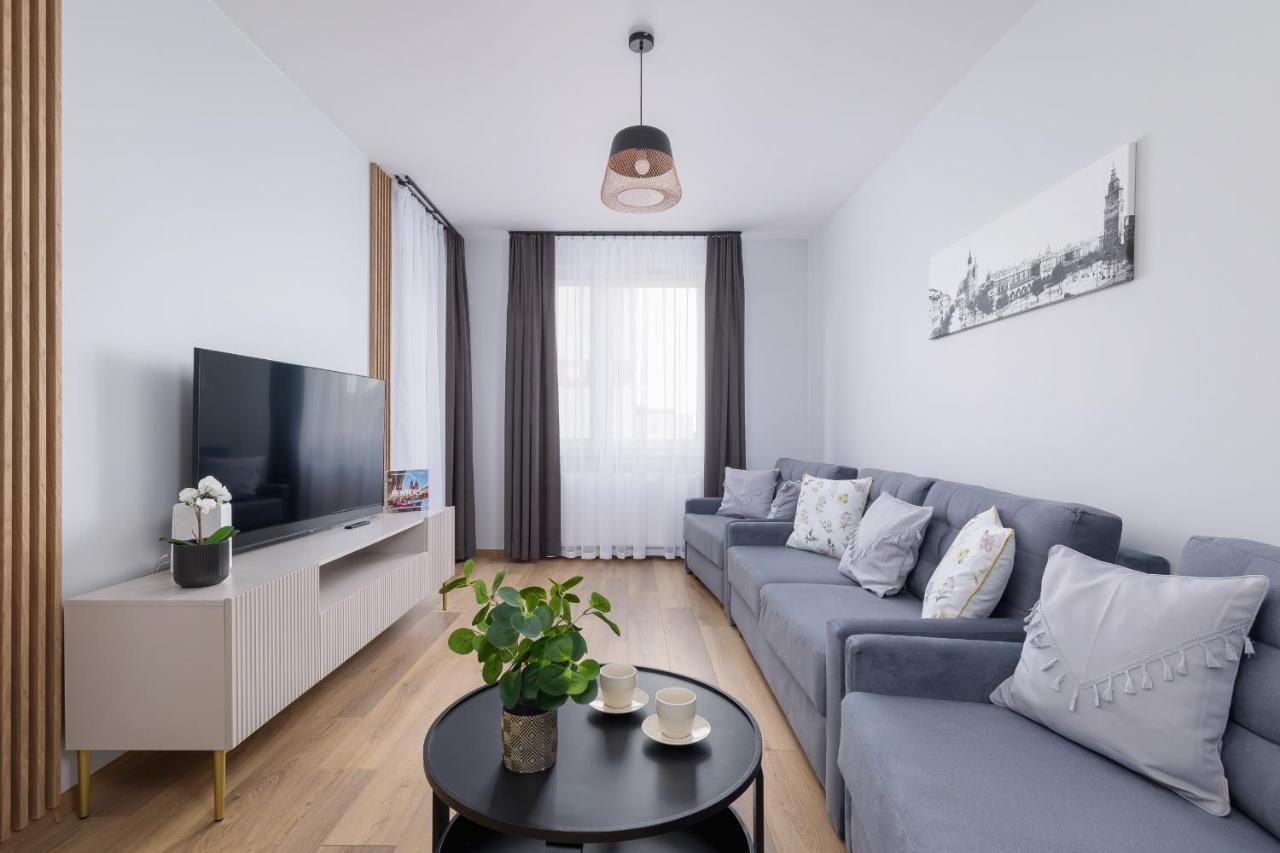 Osiedle Avia Harmonious Apartment With Balcony & Parking Cracow By Renters Prestige كراكوفيا المظهر الخارجي الصورة