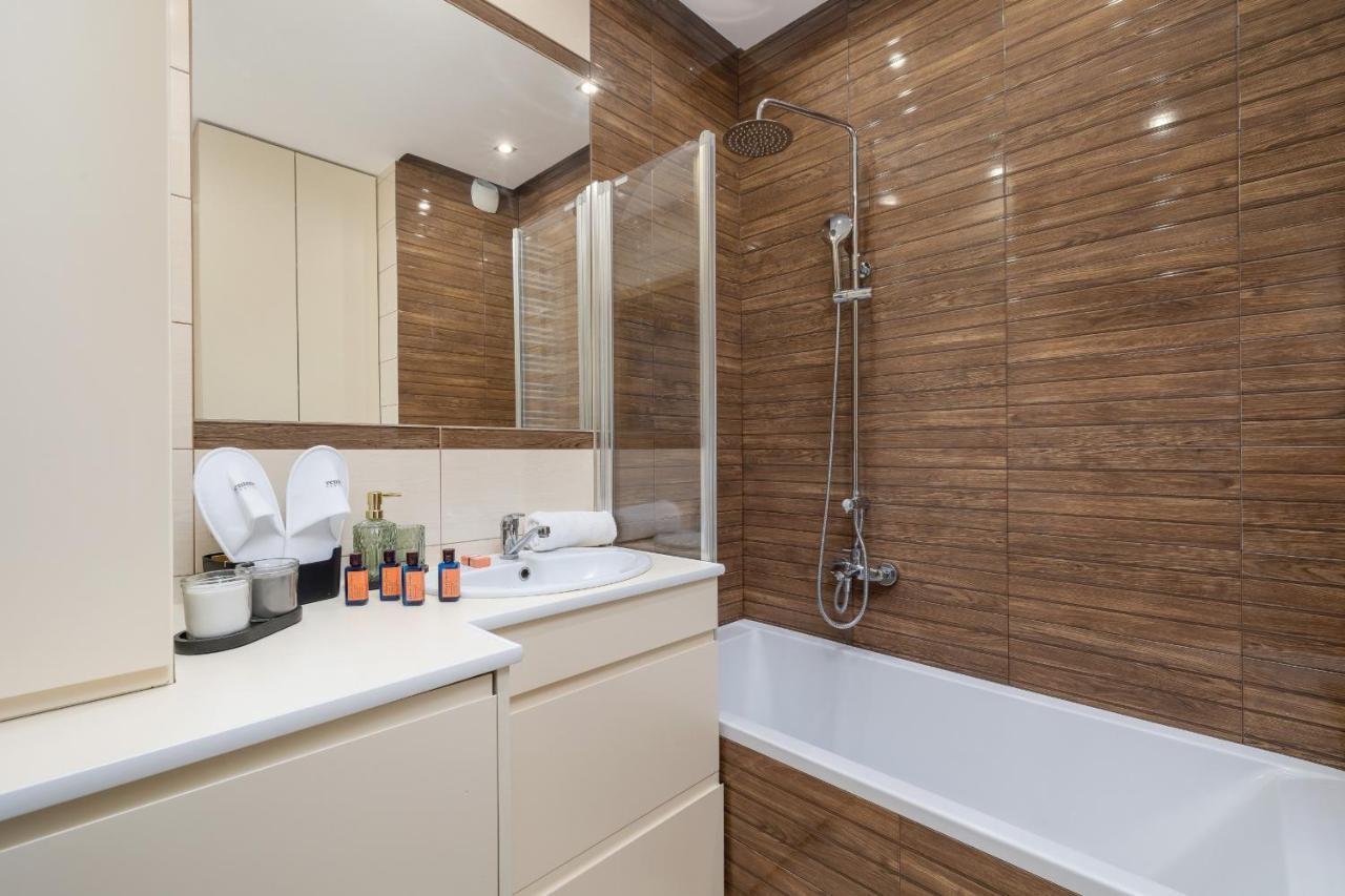 Osiedle Avia Harmonious Apartment With Balcony & Parking Cracow By Renters Prestige كراكوفيا المظهر الخارجي الصورة